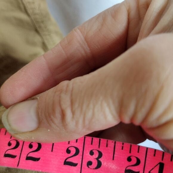 Tommy Hilfiger capris  - Picture 9 of 9